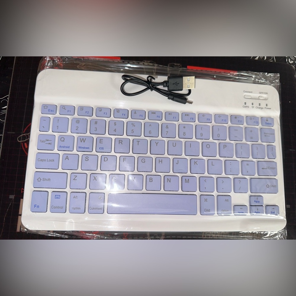 NWT Bluetooth Tablet Keyboard (purple) - Picture 2 of 5